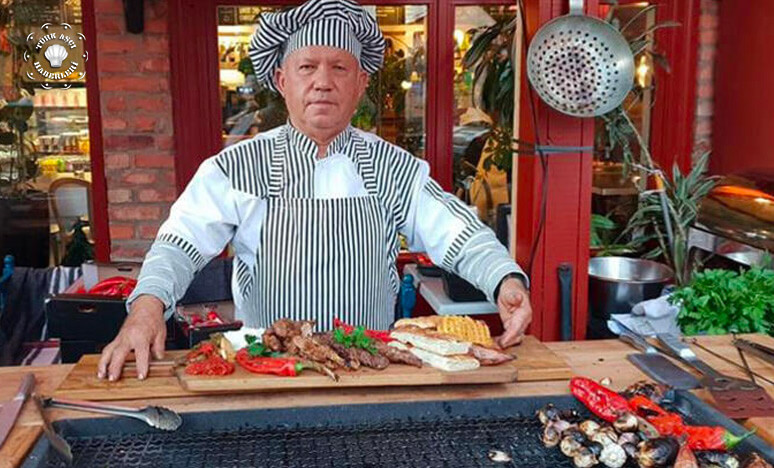 Pizza şef Mustafa Aydın; Baharat İsveç’ten Peynir İtalya’dan 