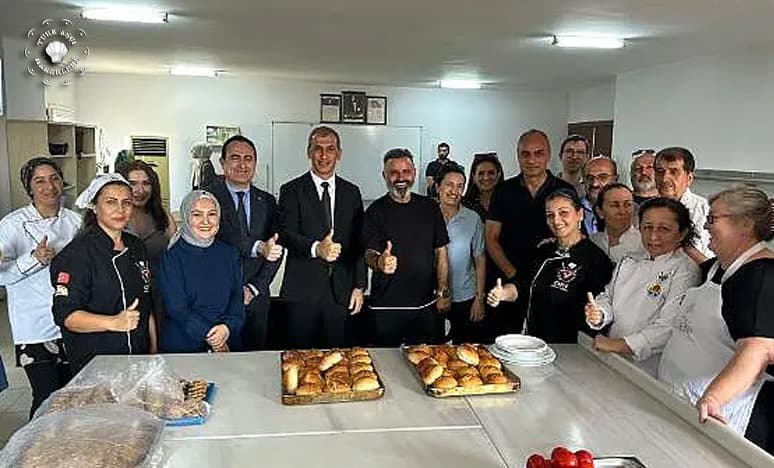 Adana'da Kadın Aşçılar Eğitildi: Yeni Lezzetler Yolda