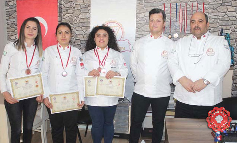 Aşçılık Yarışmasından 6 Madalya İle Döndüler