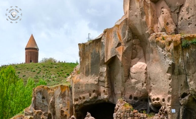 Bitlis'teki Mağara Evler Turizme Kazandırılıyor