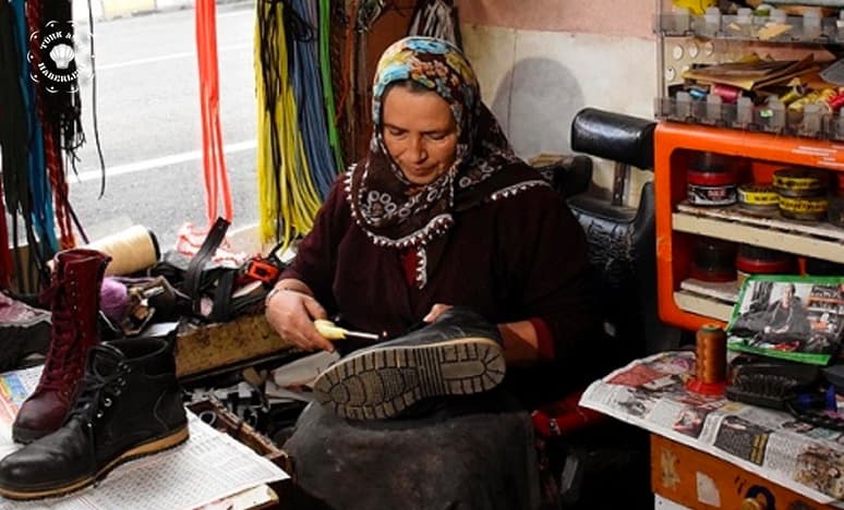 Demircilik Ve Ayakkabıcılık Yapan Girişimci Kadınlarımız