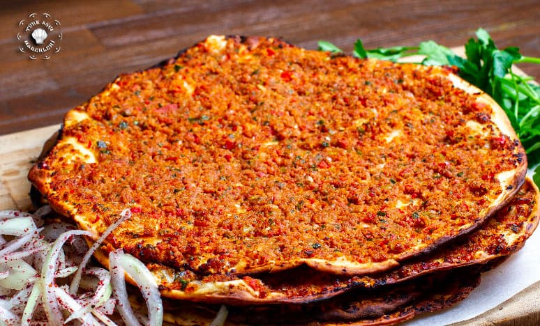 Evde Lahmacun Tarifi