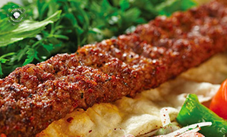 En Müthiş Kebab Tariflerinden Fıstıklı Kebap Nasıl Yapılır?