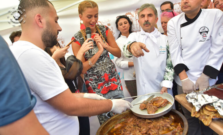 Gazyağcı Furun Kebapçısı 'ndan Türkiye'ye Teşekkür... 