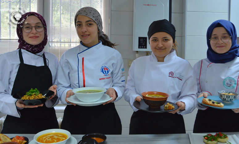 Geleceğin  Has Türk Şefleri Akademik Yetişiyor