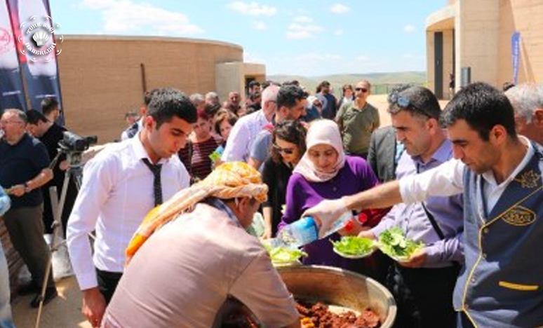 Göbeklitepe'de Çiğ Köfte Kuyruğu