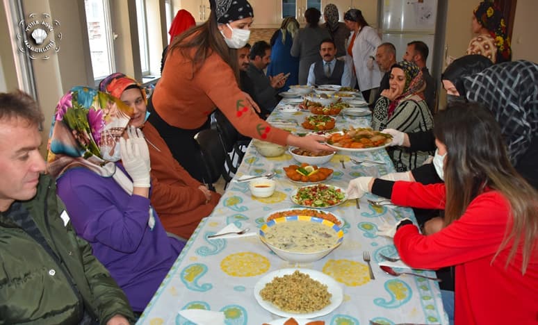 Hakkarili Aşçılar Aşçılık Eğitimlerinde Çok Başarılı..