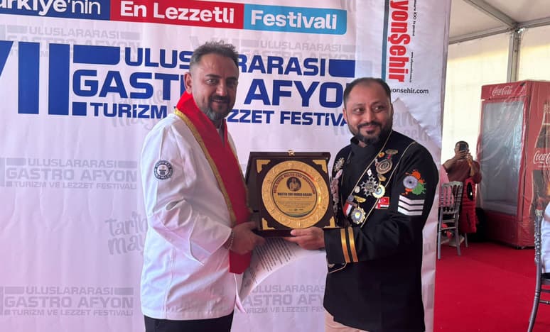 Hindistan MasterChef'den Şef Hamza Kalkan’a Büyük Ödül