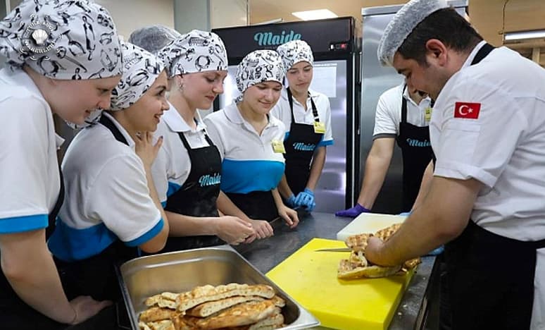 Hollandalı Öğrencilerin Türk Mutfağı Staj Eğitimi