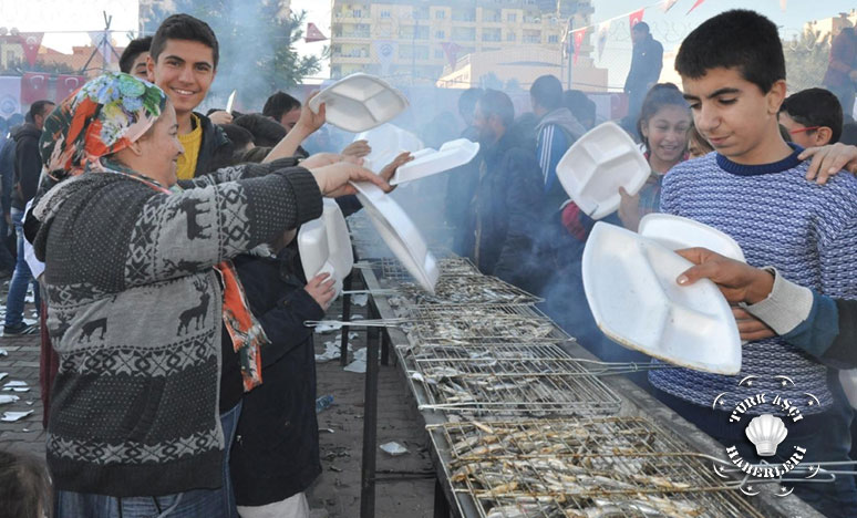 Kızıltepe'de 'Hamsi Festivali' Yapıldı<