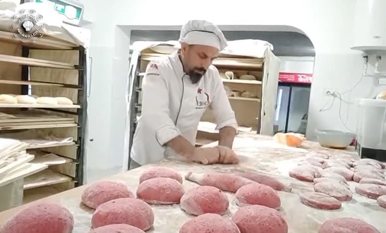 Köksal Durum Şef'ten Katkısız ve Doğal Ekmek Sanatı