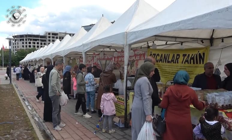 Muş'ta Yerel ve Yöresel Ürün Pazarı'na Yoğun İlgi