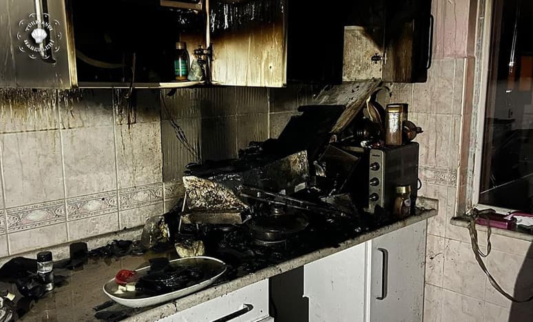 Ocakta Unutulan Yemek Yangına Sebep Oldu