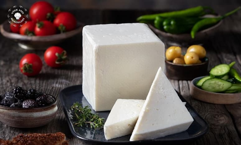 Peynirde Sahtecilik ve Bozulma Nasıl Tespit Edilir?
