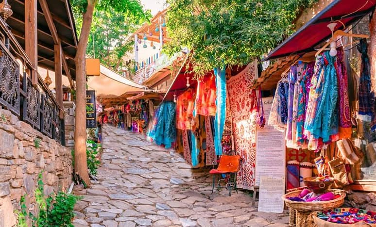 Şirince Köyü'ne Gastronomik Bir Yolculuk
