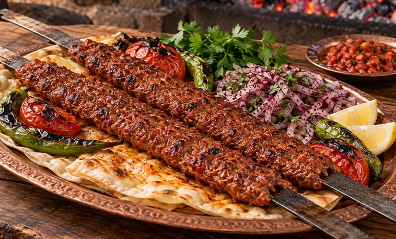Tescilli Usulle Hazırlanan Adana Kebap Tarifi