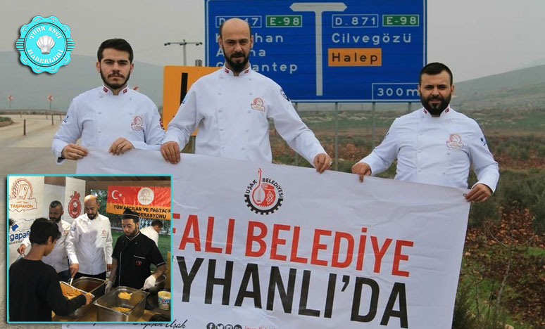 Uşak'ın Aşçıları Vatandaşları İftar Yemeğinde Buluşturdu 