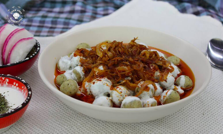 Van Mutfağından Yoğurtlu Bulgur Köftesi Tarifi