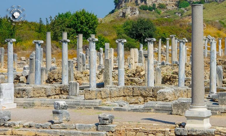 "Perge" Antik Kenti'ne Nasıl Gidilir? Perge'nin Tarihi Nedir?