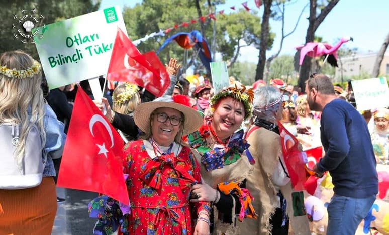 Alaçatı Ot Festivali