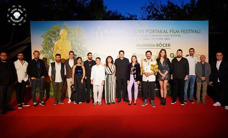 Necip Çağhan Özdemir’in İlk Filmi “Bembeyaz” ın Türkiye Prömiyeri Altın Portakal’da Gerçekleşti! 