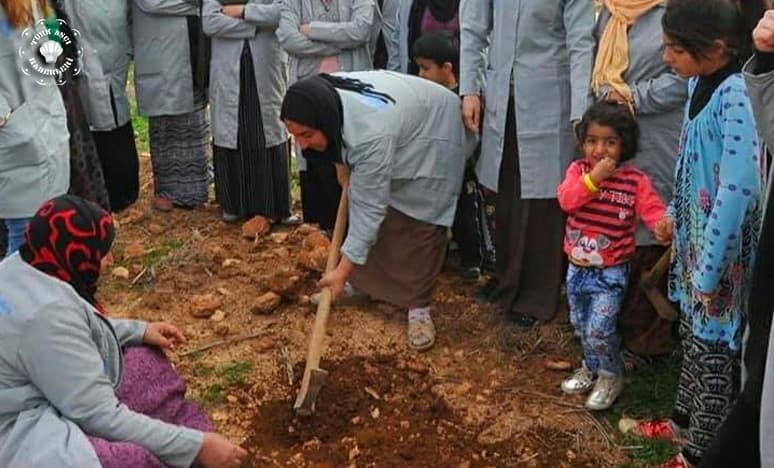 Bu Kadınlar Bana Toprağın Dilini Öğrettiler...