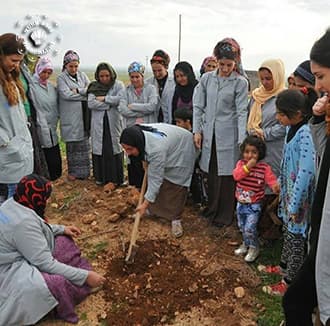 Bu Kadınlar Bana Toprağın Dilini Öğrettiler...