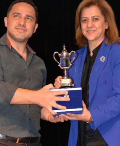 Doç. Dr. Yılmaz Seçim, Yılın Gastronomi Akademisyeni Ödülünü Aldı... Doç. Dr. Yılmaz Seçim, Yılın Gastronomi Akademisyeni Ödülünü Aldı...