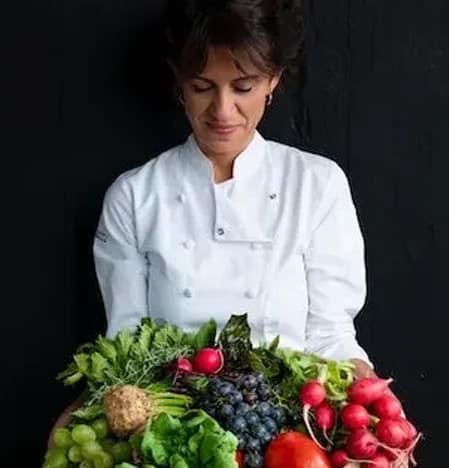 The Most Famous Turkish Chefs: Who Are the Ambassadors of Turkish Taste on the World Stage?