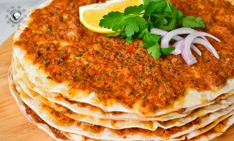 Evde Lahmacun Tarifi