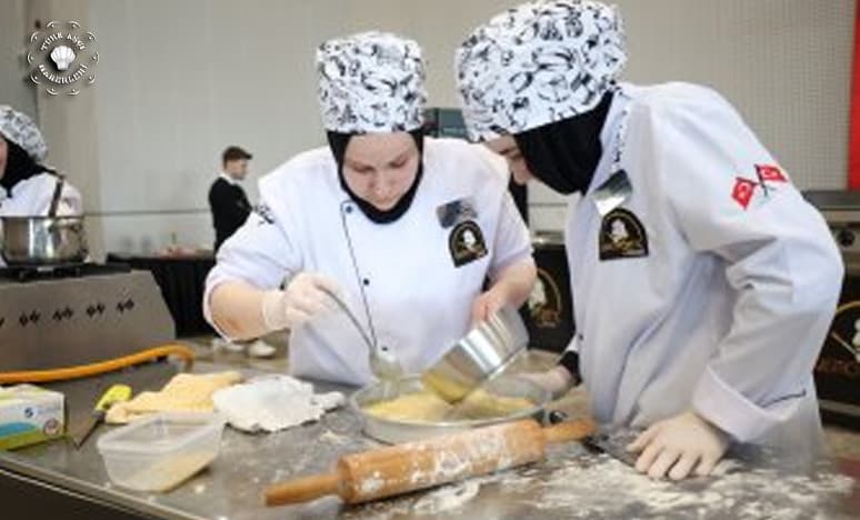 Genç Mutfak Sanatçıları Kocaeli'de Yıldızlarını Parlatıyor