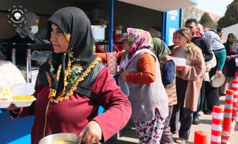 Günlük 350 Binin Üzerinde Ekmek, 700 Bin Kişiye Yemek