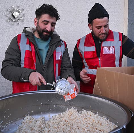 Muhsin Yazıcıoğlu Aşevi'nden Sıcak Yemek Servisi