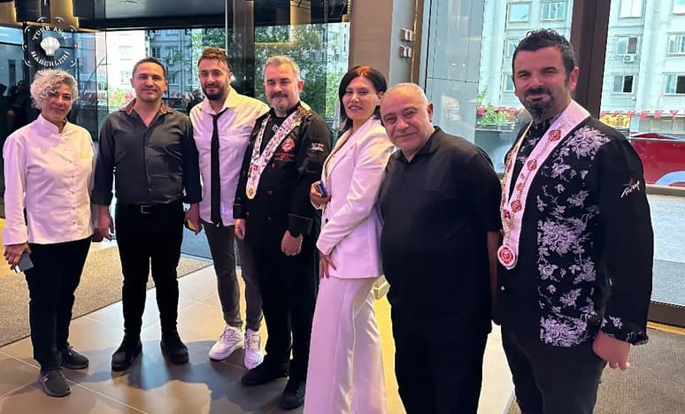 Öğr. Gör. Dr. Selma Atabey'e Gastronomi Yıldızı Ödülü