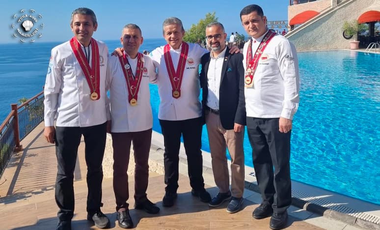 Gastronomi Yıldızları Alanya 'da Buluştu "Hidayet Kızıları"