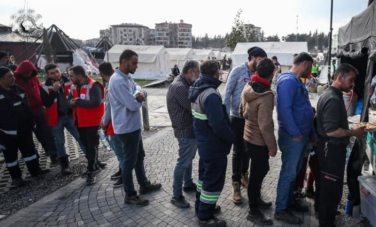 Yabancı Şeflerden Depremze 'delere "Pizza İkramı"